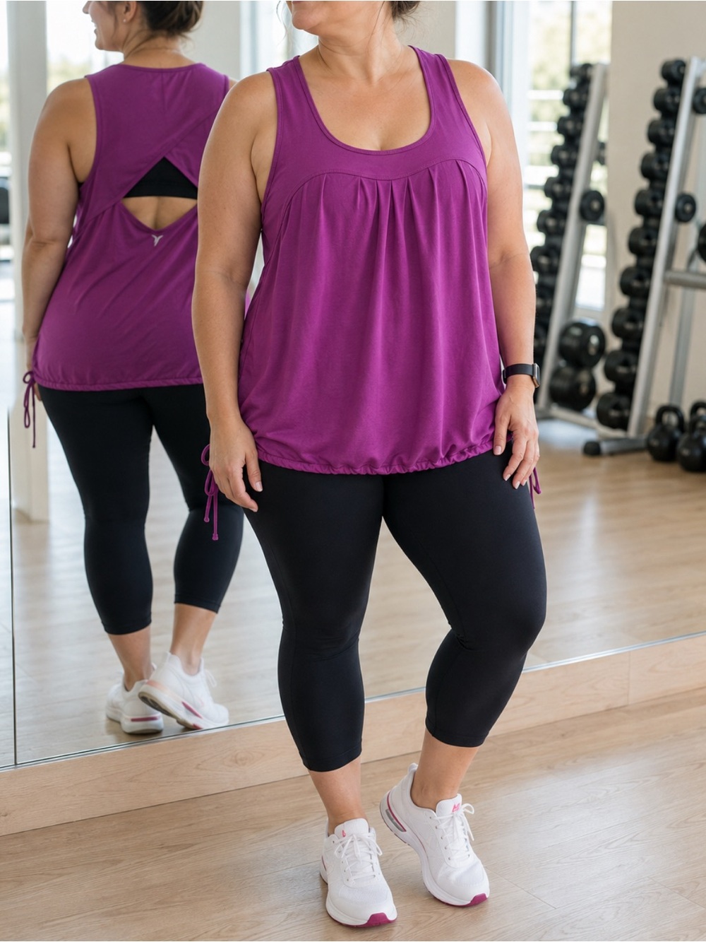 Old Navy Women's Sleeveless Scoop Activewear Tank in Magenta